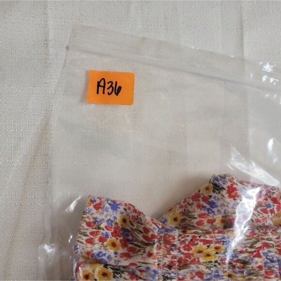 LOFT Floral Garden Smocked Waist Peasant Top Square Neck Size Medium - Picture 9 of 9